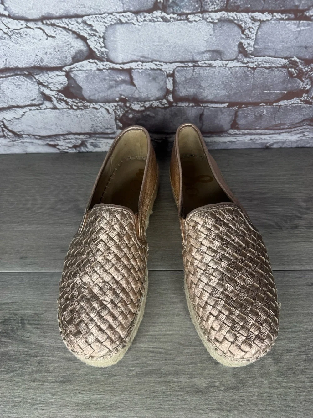 Sam Edelman selling sam